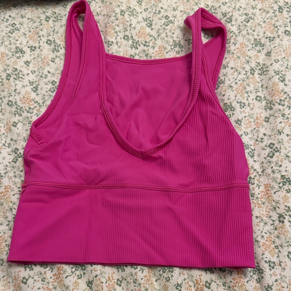 Lululemon power pivot tank